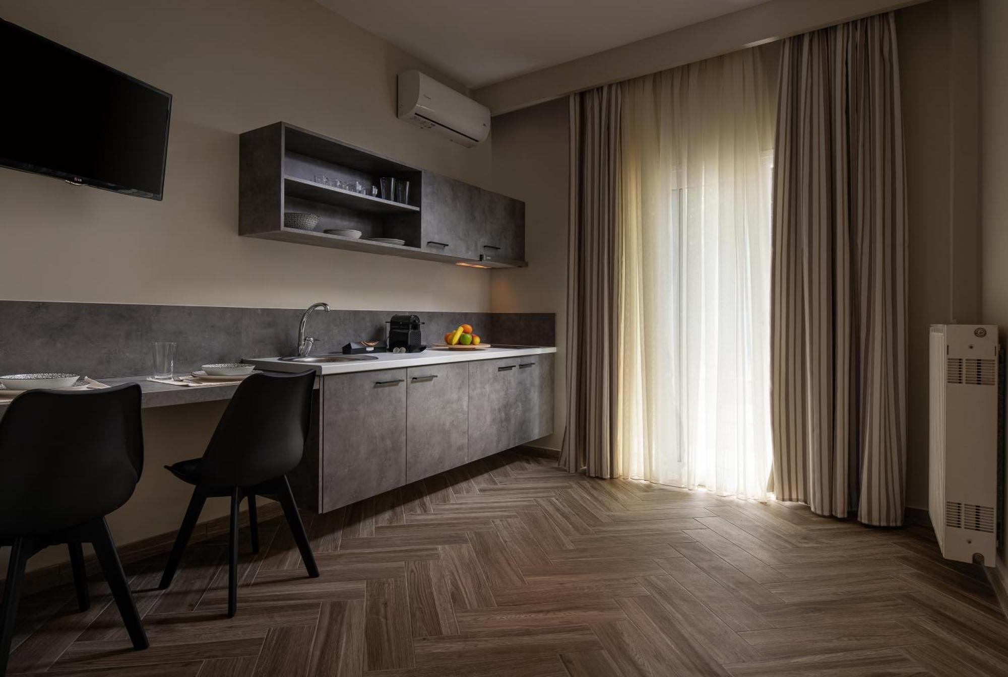 Olenia Luxury Apartments 4 ネオス・マルマラス エクステリア 写真