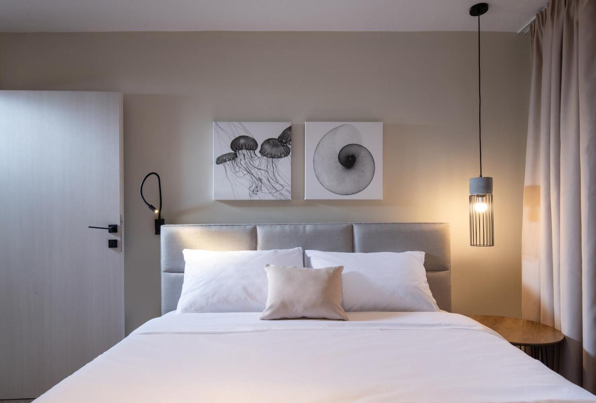 Olenia Luxury Apartments 4 ネオス・マルマラス エクステリア 写真