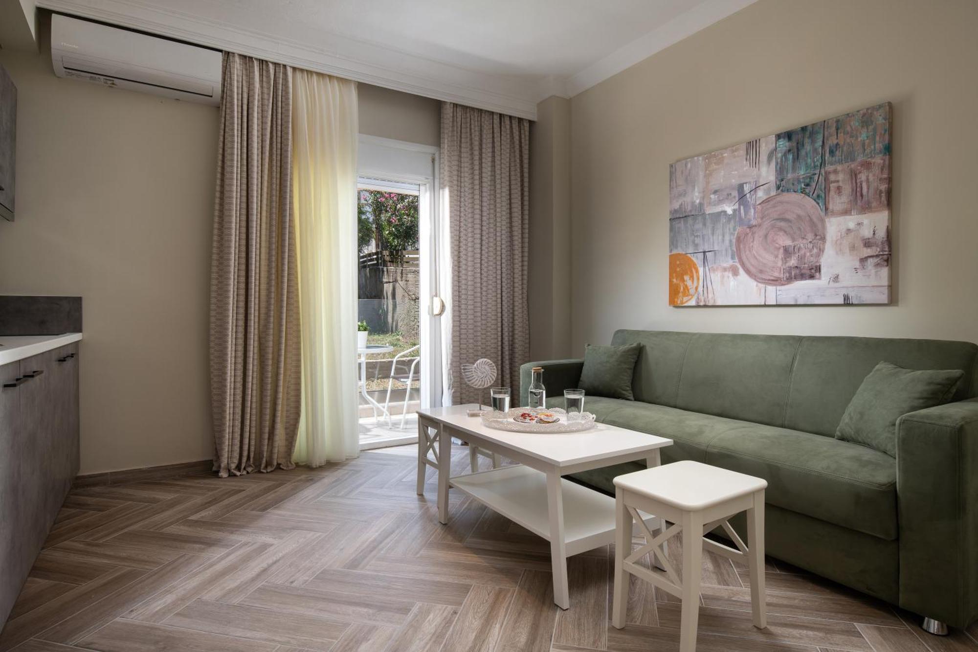 Olenia Luxury Apartments 4 ネオス・マルマラス エクステリア 写真